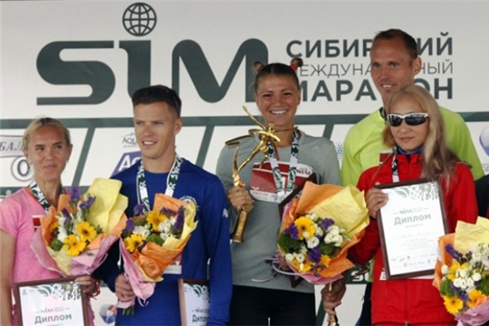 Легкоатлетки Алина Прокопьева и Татьяна Арясова – призеры Сибирского марафона