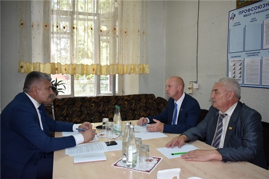 В Ядринском районе подведены итоги социально-экономического развития за I полугодие 2019 года и намечены задачи на будущее