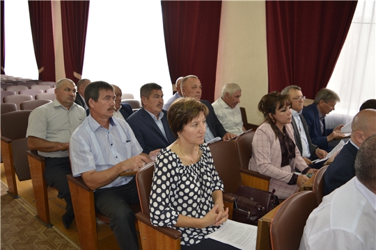 Состоялось очередное заседание Собрания депутатов Яльчикского района