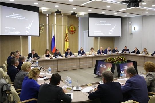 Школы Чувашии в наступившем учебном году примут почти 16 тысяч первоклассников