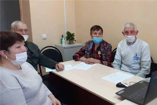Серебряные волонтеры Батыревского района участвовали в Республиканском форуме добровольцев (волонтеров) «Доброфорум»