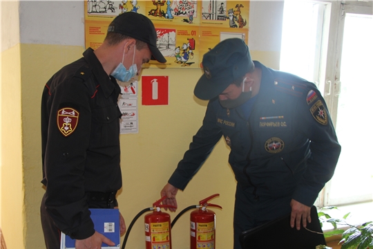 Продолжается приемка школ к новому учебному году.