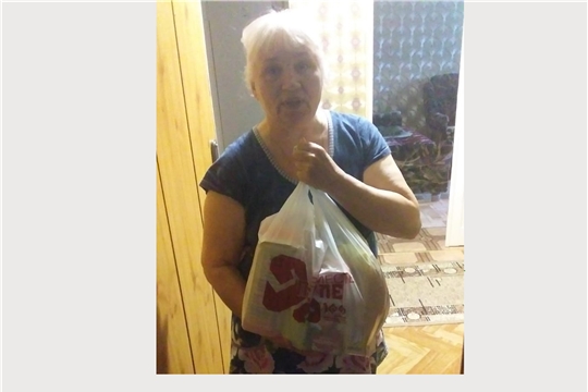 В Алатыре реализуется социально значимый проект «Продуктовая помощь»