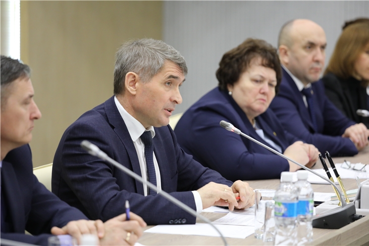 Олег Николаев предложил усовершенствовать систему весового контроля на дорогах