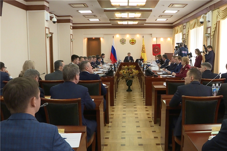 Члены Правительства Чувашской Республики обсудили готовящийся законопроект "О детях войны"