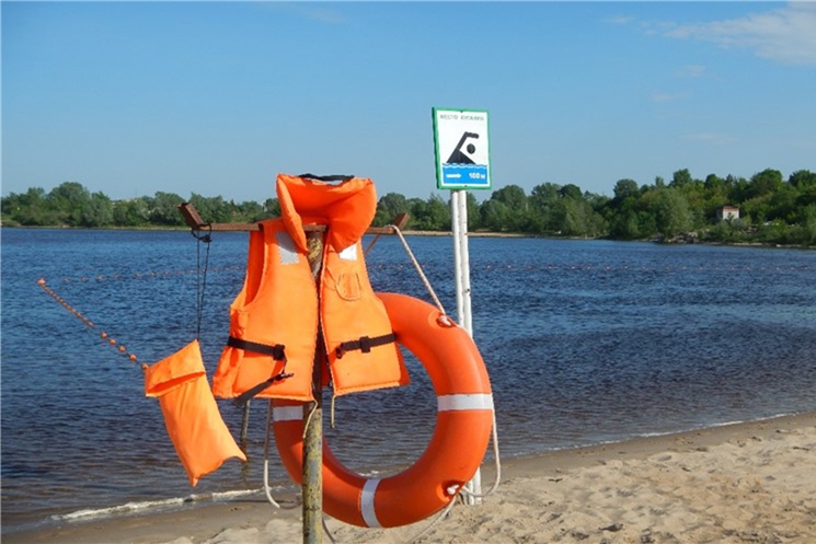 Олег Николаев поручил обустроить пляж на Суре уже к нынешнему купальному сезону 