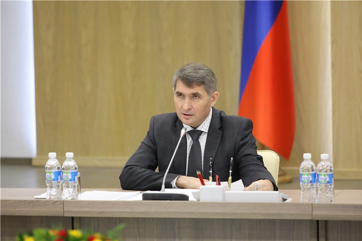 Олег Николаев: рост экономических показателей не должен вводить в заблуждение