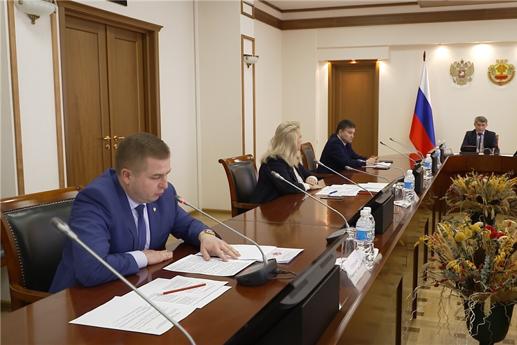 В Доме правительства состоялось заседание по предупреждению завоза и распространения новой коронавирусной инфекции