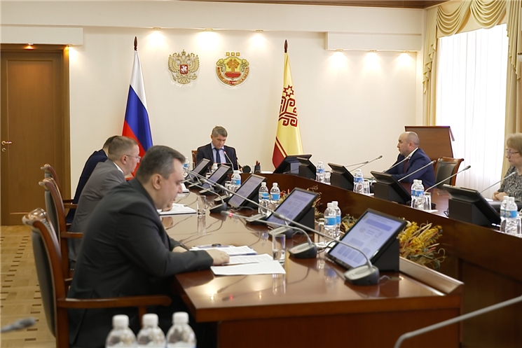 Ситуацию с распространением коронавирусной инфекции в Чувашской Республике обсудили на еженедельной планерке в Доме Правительства
