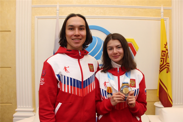Лана Прусакова и Дмитрий Мулендеев включены в состав сборной России по фристайлу на сезон 2020/2021