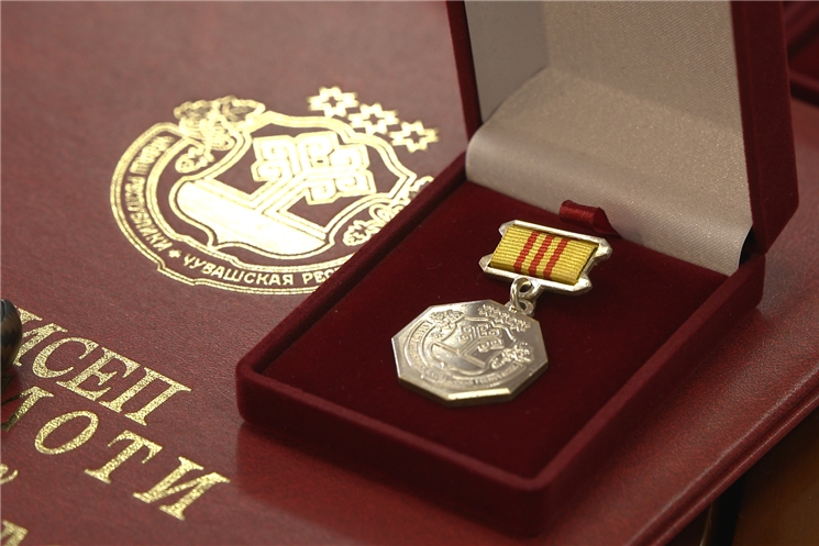 4000 социальных работников в Чувашии  помогают пожилым, ветеранам, инвалидам, многодетным семьям, безработным