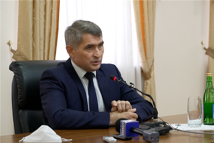 Избранный Глава Чувашии Олег Николаев ответил на вопросы журналистов