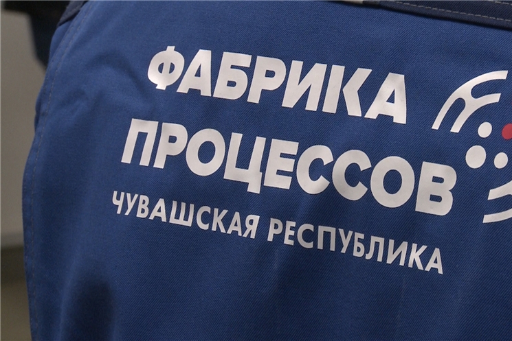 Олег Николаев посетил новую площадку по обучению квалифицированных кадров производства.