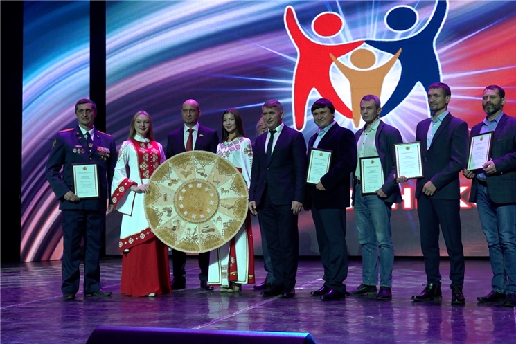 В Чувашии впервые отметили праздник отцов.