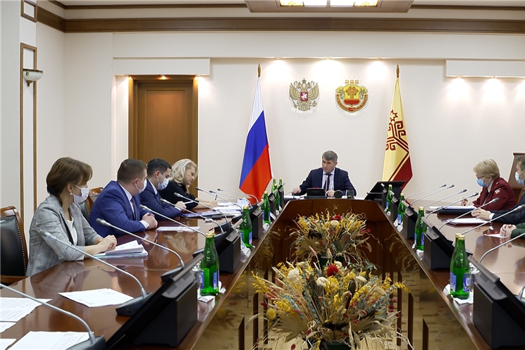 На заседании  республиканского оперативного  штаба  обсудили текущую обстановку по заболеванию  коронавирусной инфекцией.