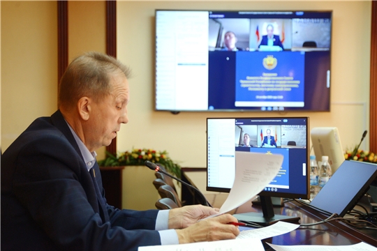 Комитет по государственному строительству, местному самоуправлению, Регламенту и депутатской этике дополнил повестку дня сессии 5 вопросами