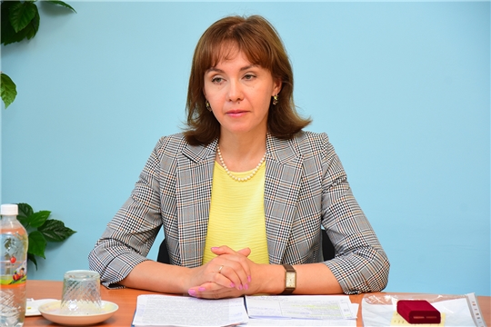 Министр труда и социальной защиты Алена Елизарова посетила Ибресинский район