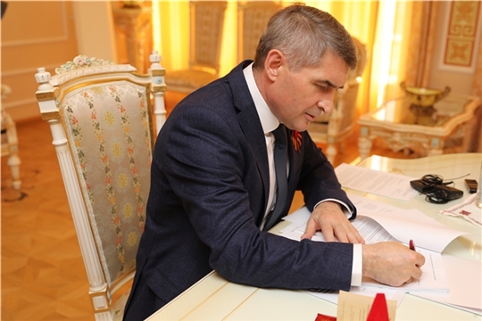 Олег Николаев объявил 2021 год в Чувашии Годом трудовой доблести строителей Сурского и Казанского оборонительных рубежей  