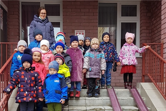 В период проведения месячника по пожарной безопасности в  детском саду "Солнышко" прошла плановая учебная эвакуация работников и воспитанников