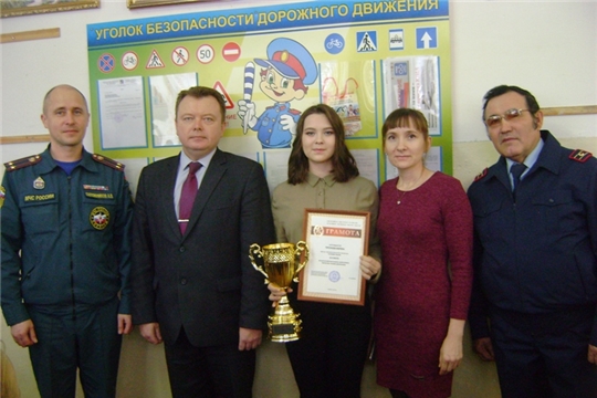 Выпускница ООШ города Мариинский Посад Турсунова Марина – призер Всероссийского конкурса «Человек доброй воли»