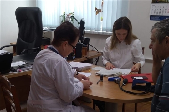 Профосмотр на рабочем месте: специалисты Алатырской ЦРБ выезжают на предприятия