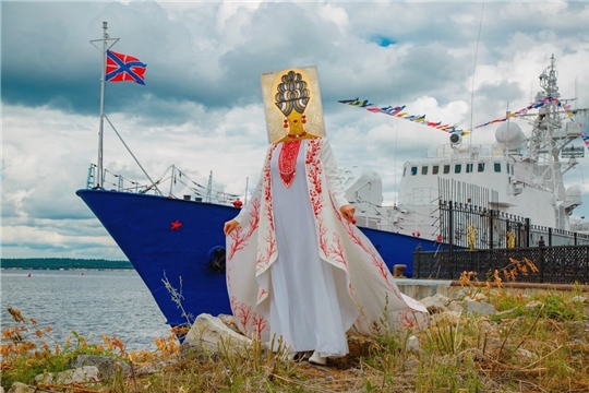 Открылась выставка фотокартин «Она» представителя Союза армян России в Чувашии Каллисты Ивановой