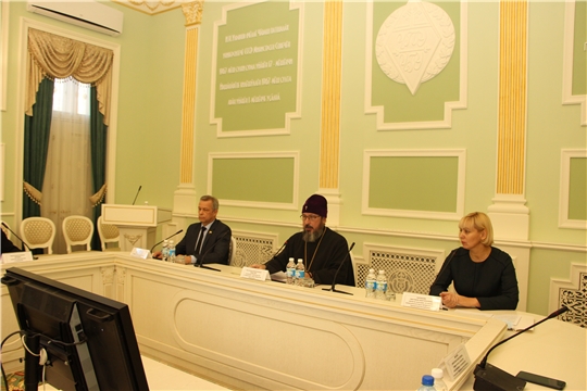 Министр Светлана Каликова приняла участие в заседании Регионального этапа XXIX Международных Рождественских чтений «Александр Невский: Запад и Восток, историческая память народа»