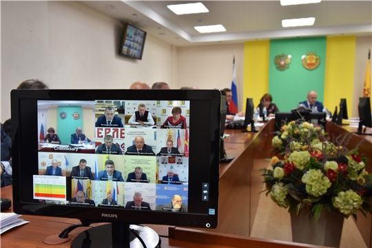 Ход уборочных работ обсужден с главами администраций районов