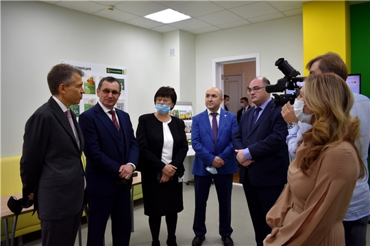 В Чувашском ГАУ представили специализированную аудиторию «Учебный банк»