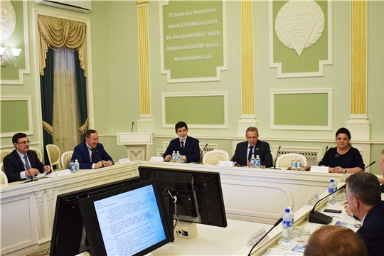 Подписание Соглашения о сотрудничестве между Минсельхозом Чувашии, Всероссийским научно-исследовательским институтом фитопатологии, ЧГУ имени И.Н. Ульянова и Чебоксарским производственным объединением имени В.И. Чапаева.