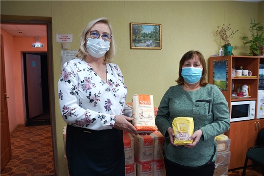 Коллектив АО «Чувашхлебопродукт» помогает тем, кто нуждается в постоянном общественном внимании
