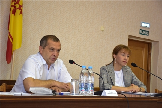 Министр труда Алена Елизарова продолжает посещать районы республики