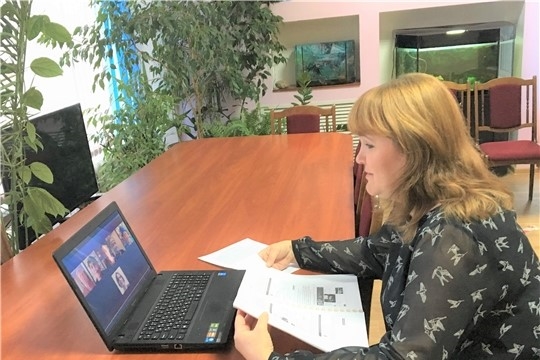 Для пожилых граждан и инвалидов в Чебоксарах прошло онлайн занятие по финансовой грамотности