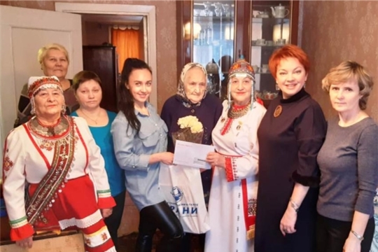 Жительнице г. Новочебоксарска, ветерану Великой Отечественной войны и ветерану труда Марии Кузьминичне Чепуровой исполнилось 95 лет