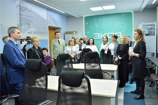 Директора новочебоксарских школ высоко оценили учебно-лабораторную базу и подготовку кадров в ЧГУ им. И.Н. Ульянова