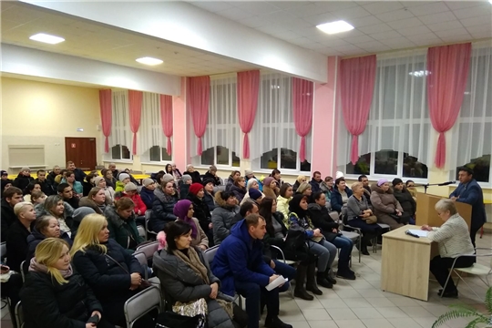 На родительском собрании: о профилактике экстремизма, работе Совета отцов города и государственной итоговой аттестации