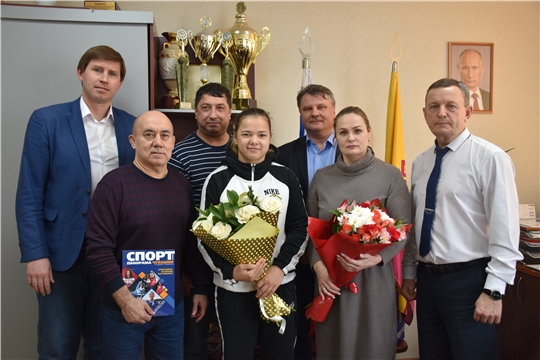 В Минспорте Чувашии прошла встреча с призёром чемпионата Европы по спортивной борьбе Марией Кузнецовой