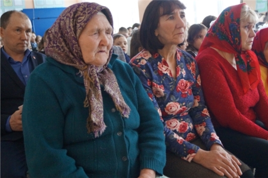 Вручение юбилейных медалей в д.Кошки-Куликеево