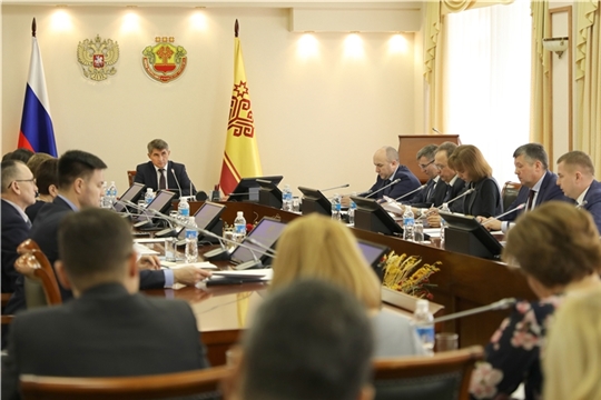 Олег Николаев провел очередное заседание Кабинета Министров Чувашии