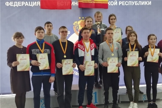 Яльчикская команда заняла третье место в первенстве Чувашии по армрестлингу