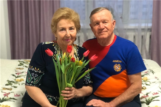 «Золотые» юбиляры супружеской жизни: семья Шаковых