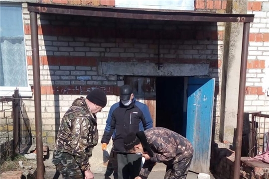 Ежедневная дезинфекция подъездов домов Чурачикского поселения