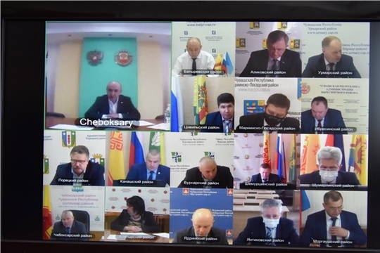 Сергей Беккер принял участие в совещании по обсуждению хода сезонных полевых работ и реализации программ развития сельских территорий