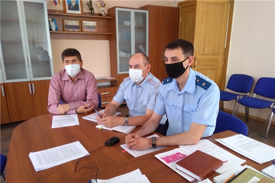 Сергей Беккер принял участие в заседании координационного совещания руководителей правоохранительных органов Чувашии в режиме видеоконференцсвязи