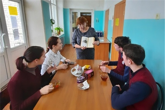Литературные посиделки «За чашкой чая поговорим о Фете» в Алтышевской сельской библиотеке