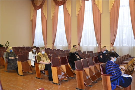 В администрации города Алатыря состоялось последнее в уходящем году заседание антинаркотической комиссии