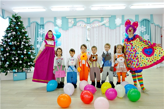 В дошкольных учреждениях столицы проходят мероприятия, посвященные празднованию дня рождения детского сада