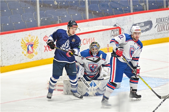 ХК «Чебоксары» в Первенстве Высшей хоккейной лиге отыграл последние матчи в уходящем году