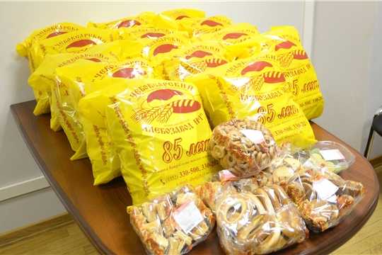 Альбина Егорова направила продуктовые наборы медработникам Чебоксарской районной больницы