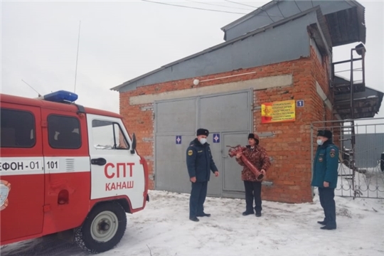 В преддверии нового года и в рамках юбилейной даты - 30 лет МЧС России, МПО Шальтямского сельского поселения преподнесли поистине новогодний подарок - пожарную колонку